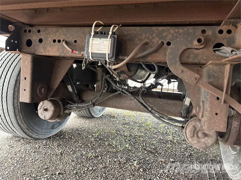 Utility VS2DX 箱體拖車