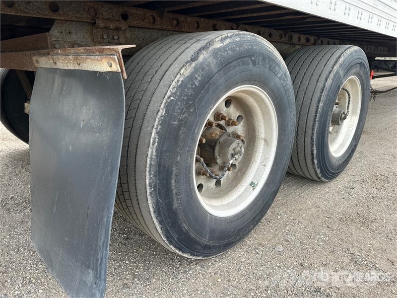 Utility VS2DX Van Body Trailers