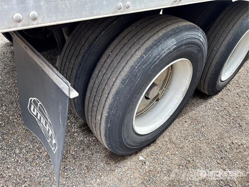 Utility VS2DX Van Body Trailers