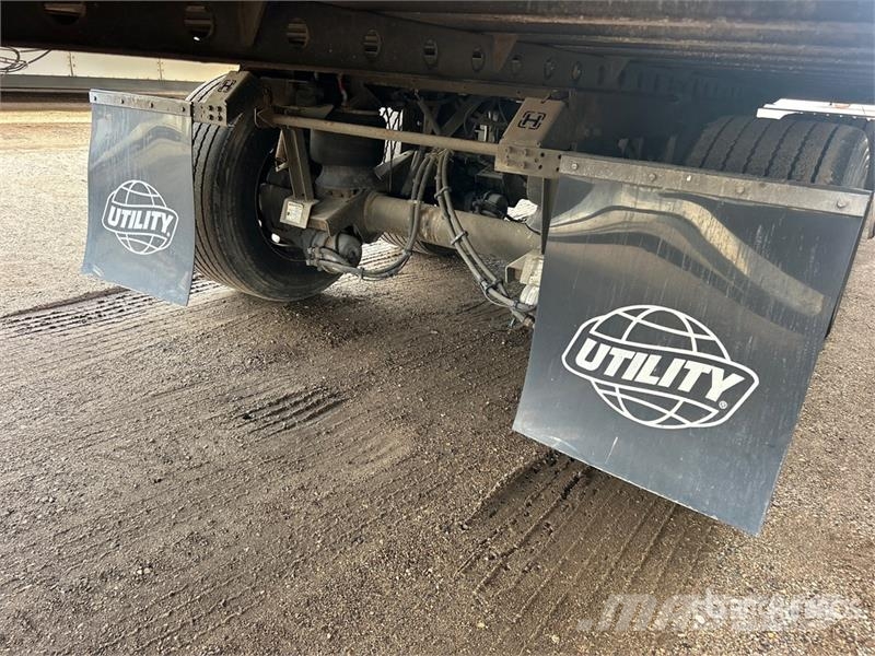 Utility VS2DX 箱體拖車
