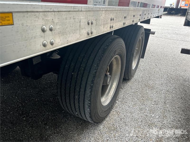Utility VS2DX Van Body Trailers