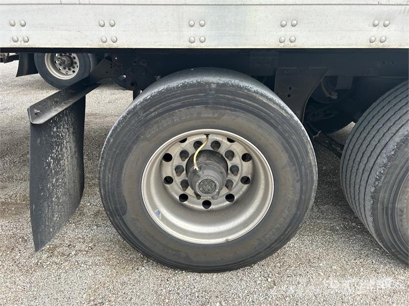 Utility VS2DX Van Body Trailers