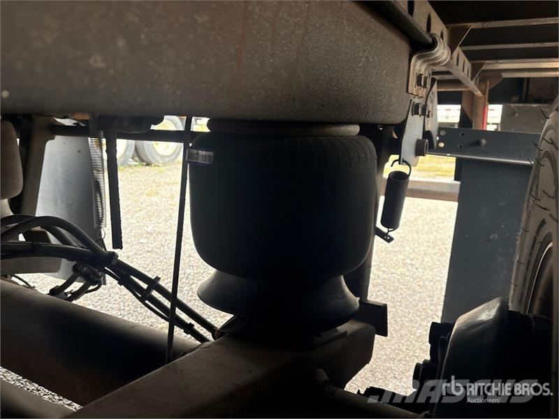 Utility VS2DX Van Body Trailers