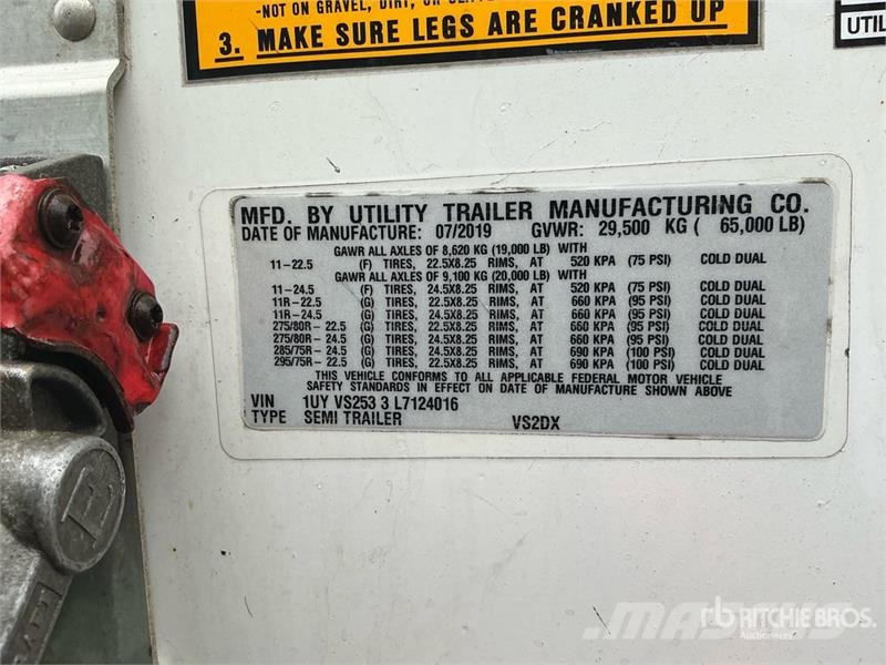 Utility VS2DX 箱體拖車