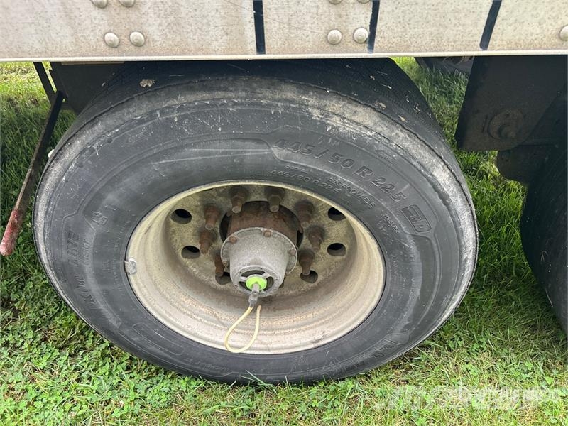Utility VS2DX Van Body Trailers