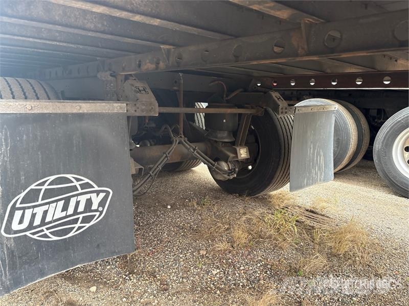 Utility VS2DX Van Body Trailers