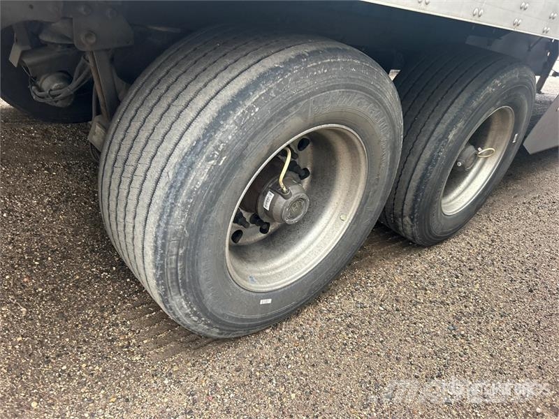 Utility VS2DX Van Body Trailers