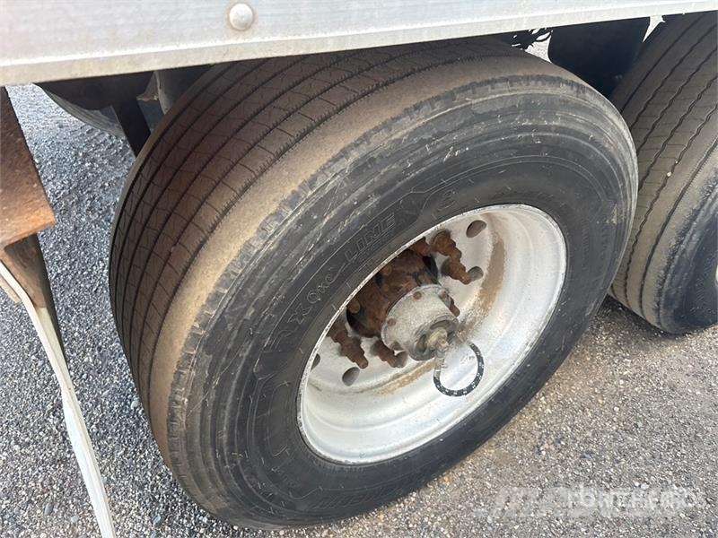 Utility VS2DX Van Body Trailers