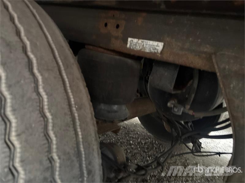 Utility VS2DX 箱體拖車