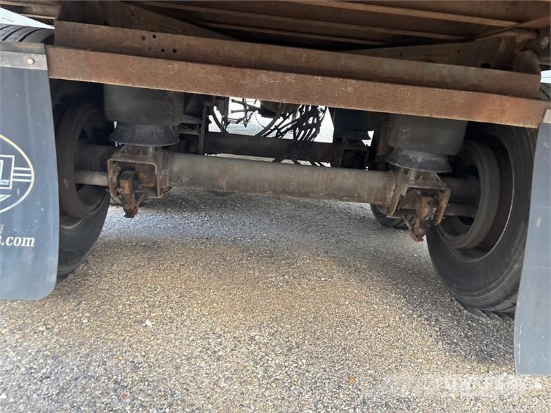 Utility VS2DX Van Body Trailers