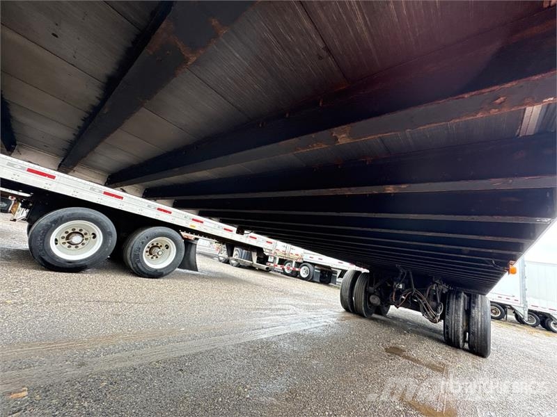 Utility VS2DX Box Trailers