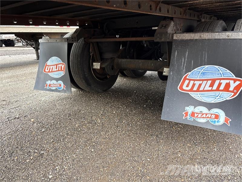 Utility VS2DX Skříňové přívěsy