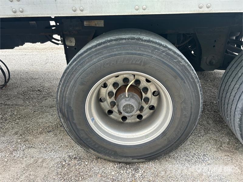Utility VS2DX Van Body Trailers
