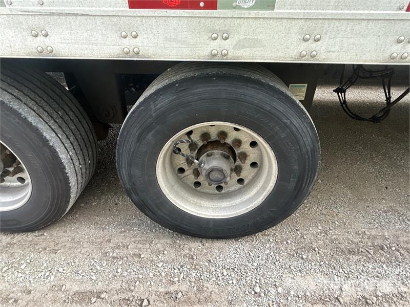 Utility VS2DX Van Body Trailers