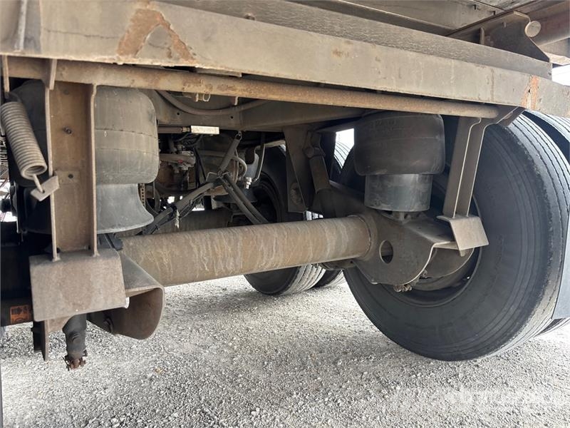 Utility VS2DX Box body trailers