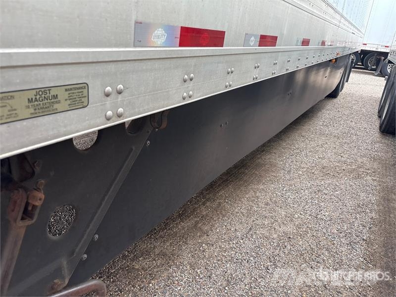 Utility VS2DX Van Body Trailers