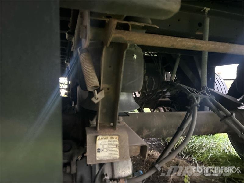 Utility VS2DX 箱體拖車