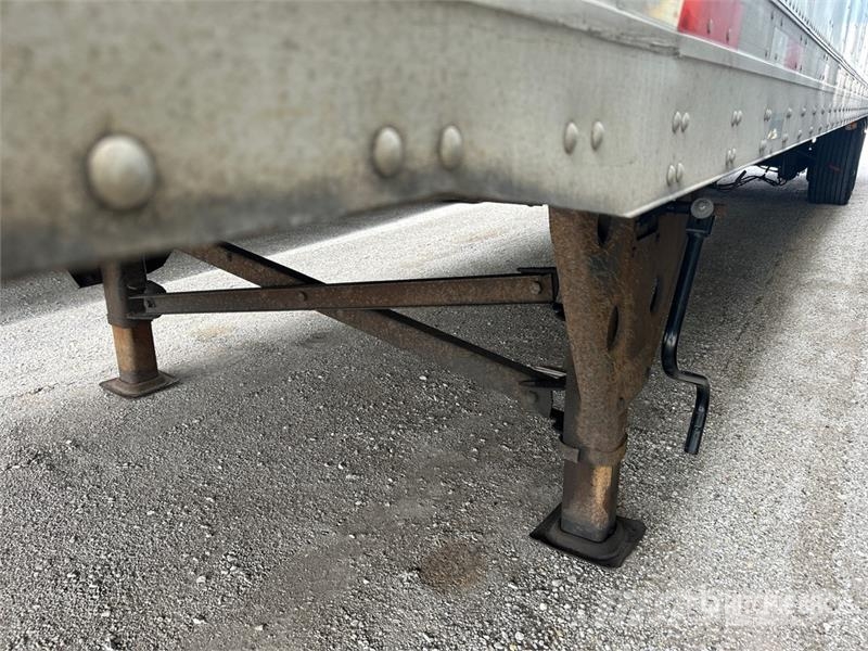 Utility VS2DX Van Body Trailers
