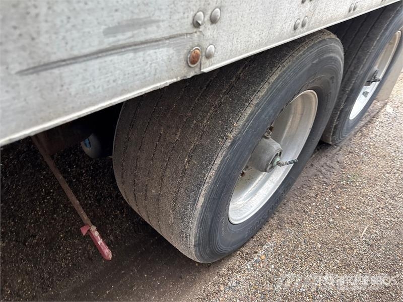Utility VS2DX Van Body Trailers