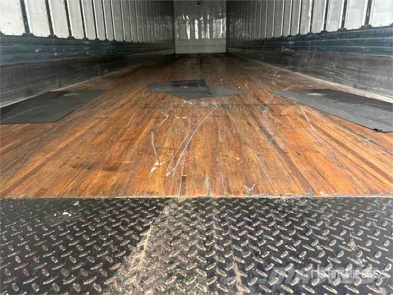 Utility VS2DX Box Trailers