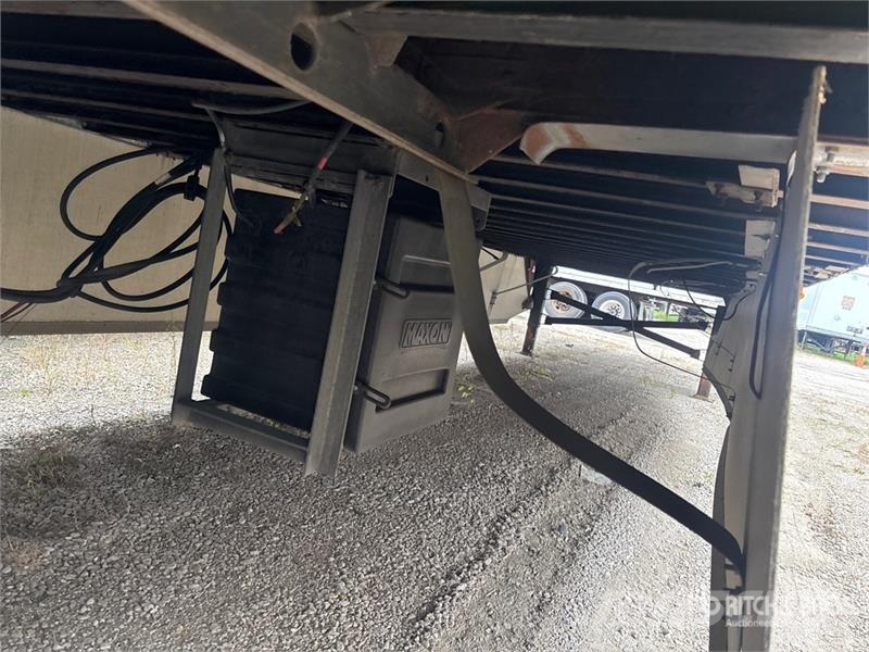 Utility VS2DX Furgons