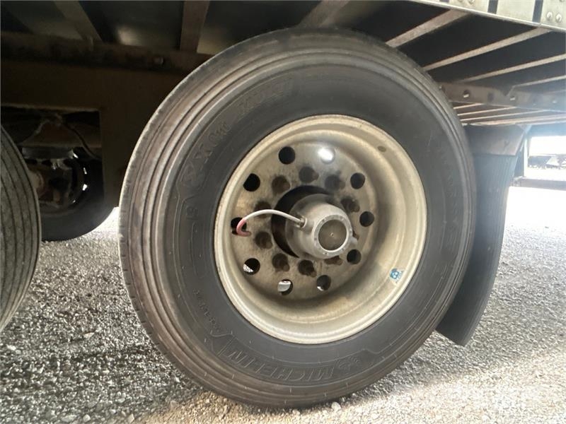 Utility VS2DX Van Body Trailers