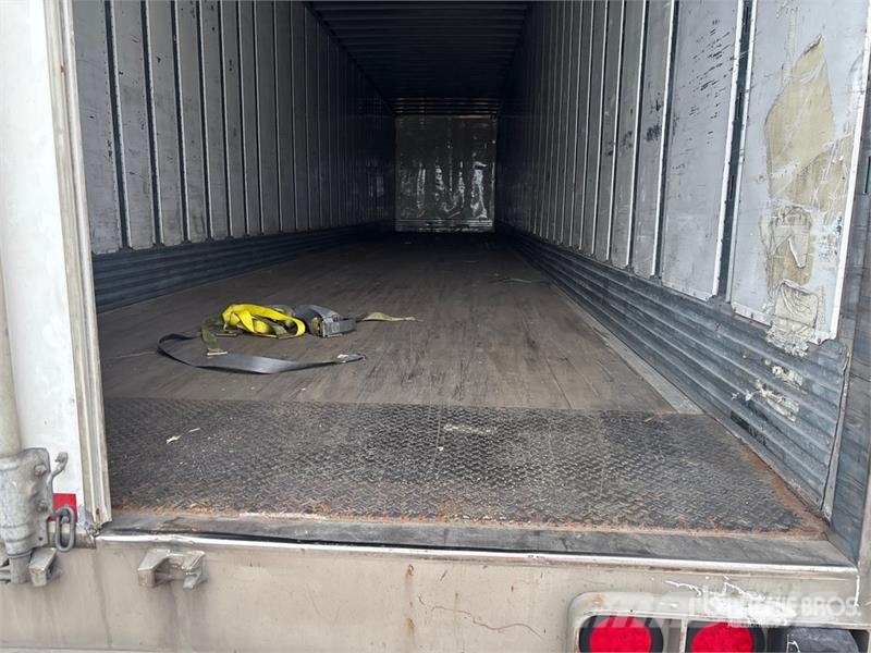 Utility VS2DX Box body trailers
