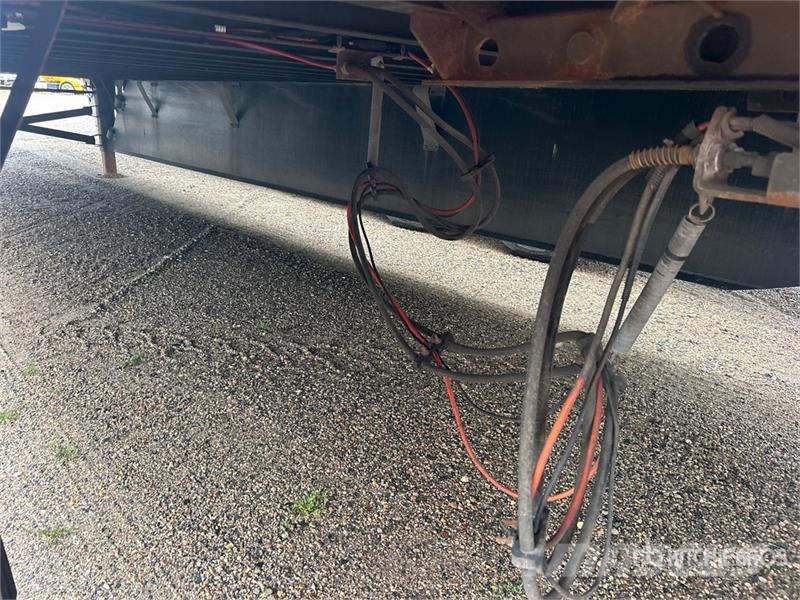 Utility VS2DX Van Body Trailers