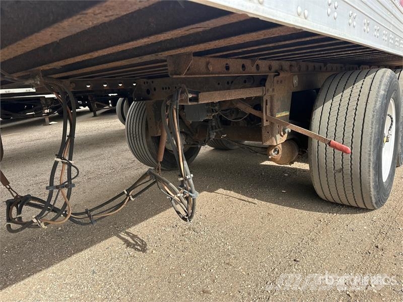 Utility VS2DX Van Body Trailers