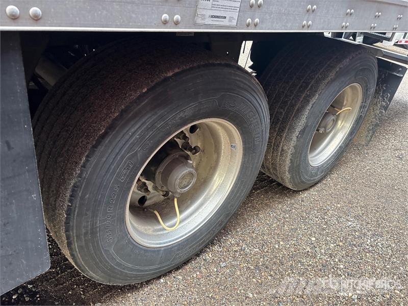 Utility VS2DX Van Body Trailers
