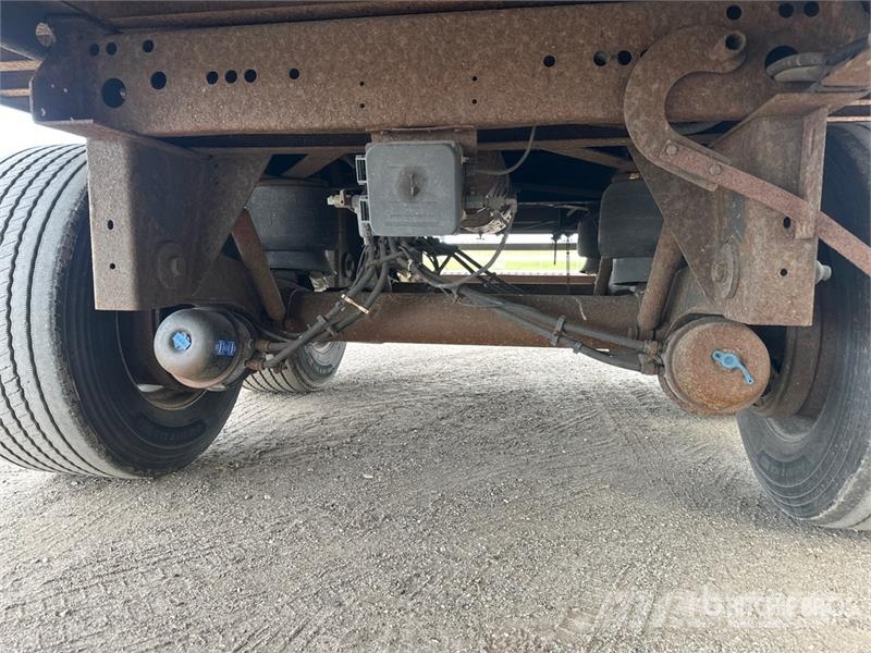 Utility VS2DX Van Body Trailers