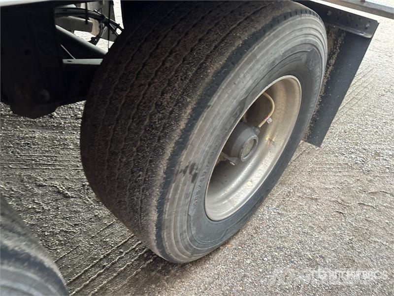 Utility VS2DX Van Body Trailers