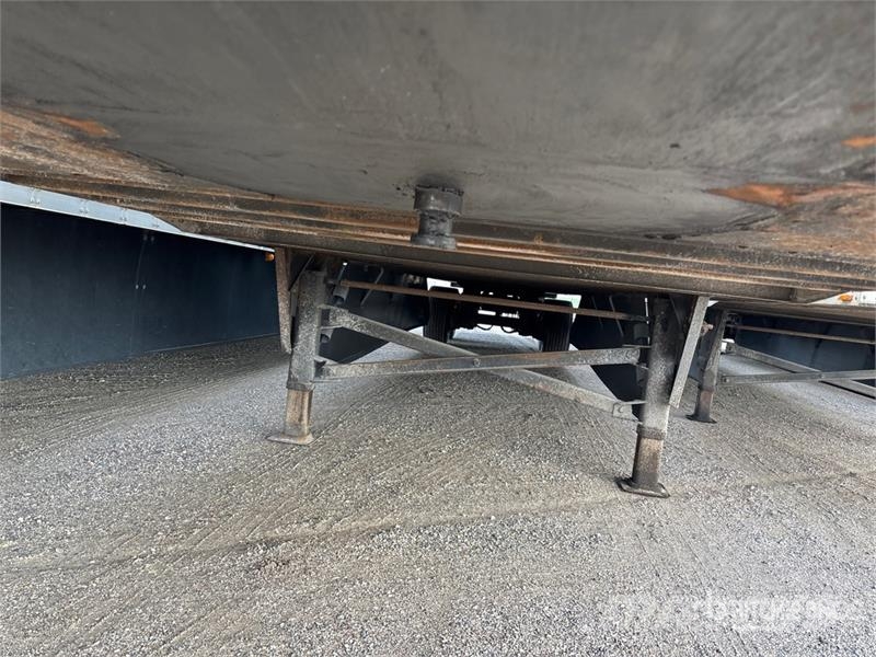 Utility VS2DX Van Body Trailers