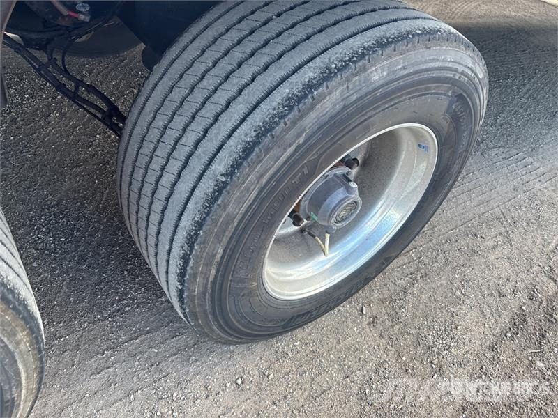 Utility VS2DX Van Body Trailers