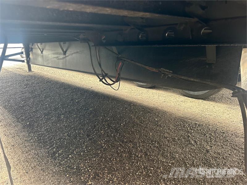 Utility VS2DX 箱體拖車