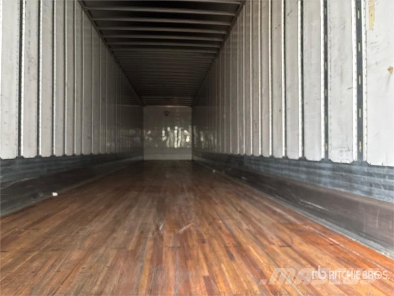 Utility VS2DX Van Body Trailers