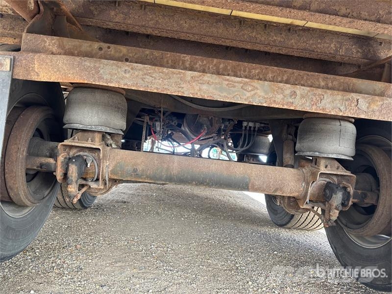 Utility VS2DX Van Body Trailers