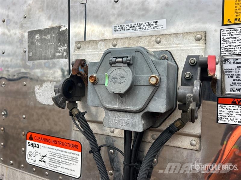 Utility VS2DX مقطورات ذات هيكل صندوقي