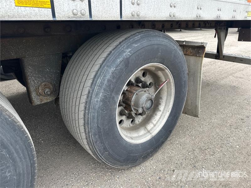 Utility VS2DX Van Body Trailers
