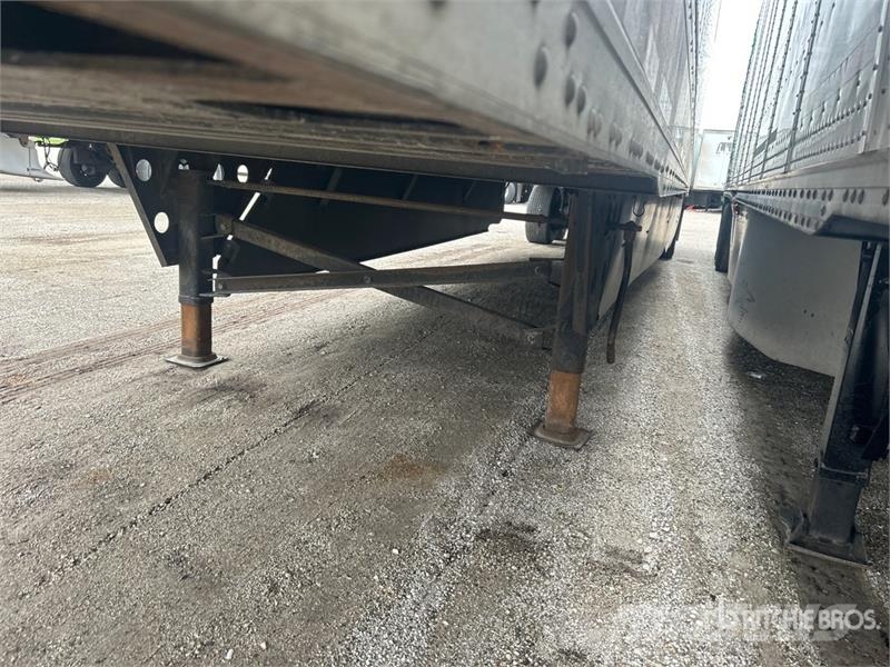 Utility VS2DX Box Trailers