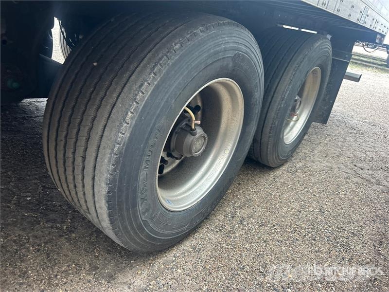 Utility VS2DX Van Body Trailers