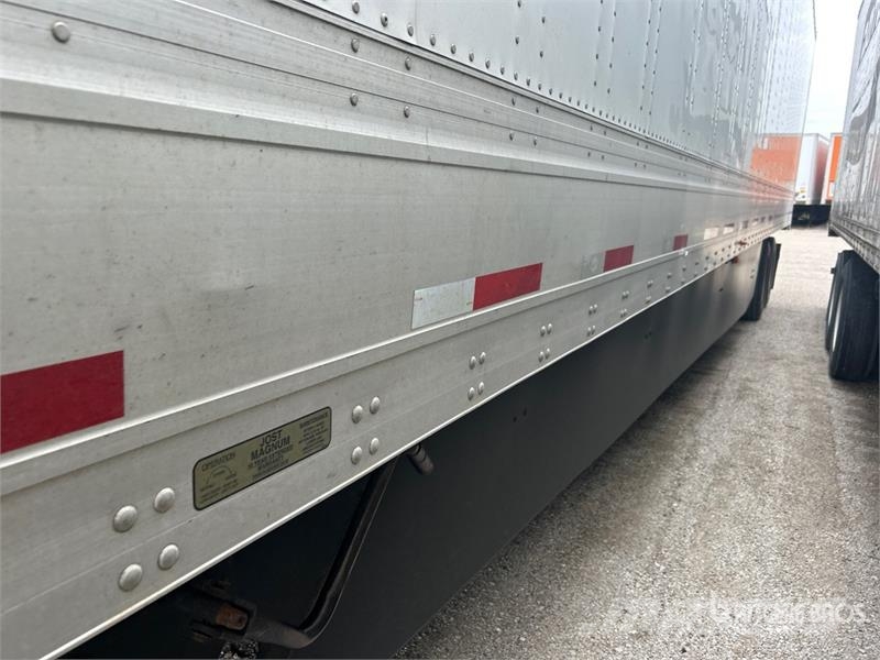 Utility VS2DX Van Body Trailers