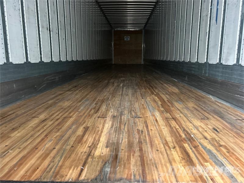 Utility VS2DX Van Body Trailers