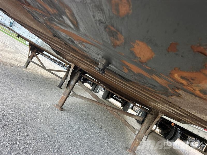 Utility VS2DX Van Body Trailers