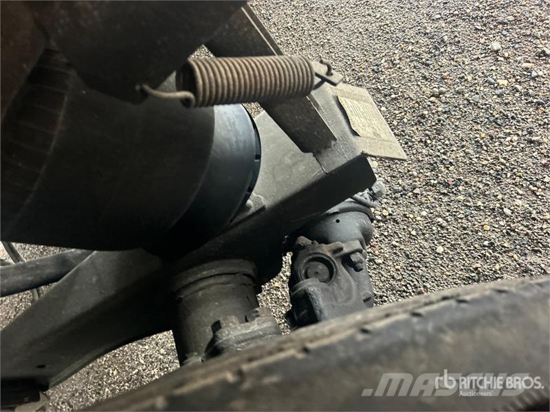 Utility VS2DX 箱體拖車