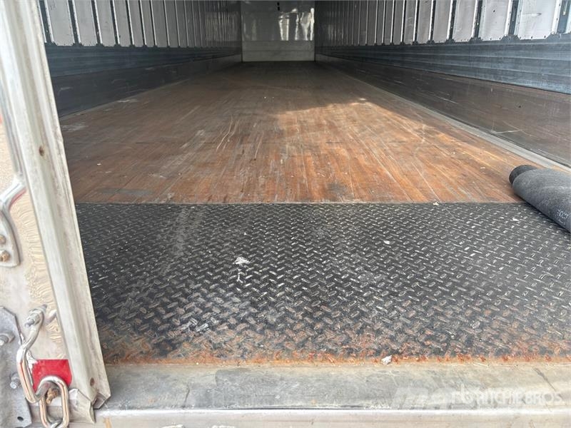 Utility VS2DX Van Body Trailers
