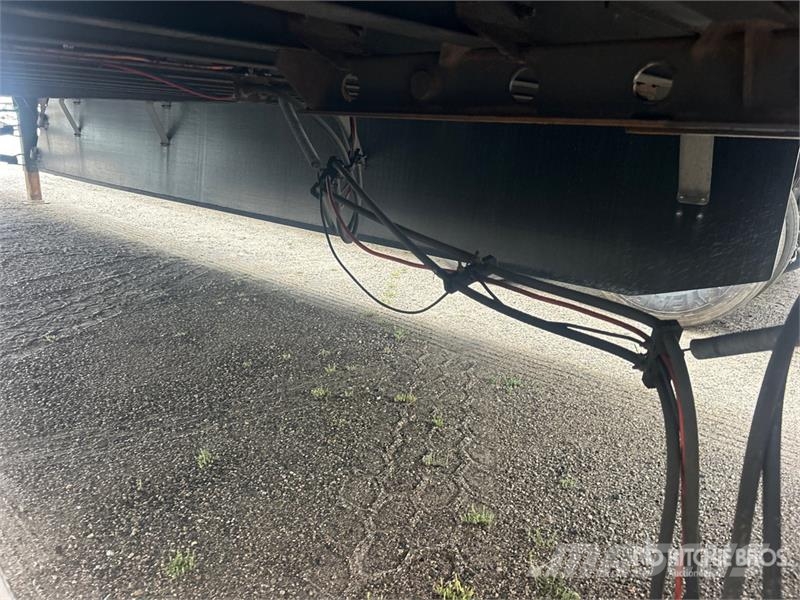 Utility VS2DX Van Body Trailers