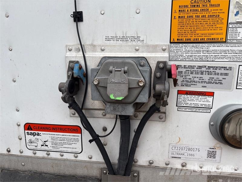 Utility VS2DX Van Body Trailers