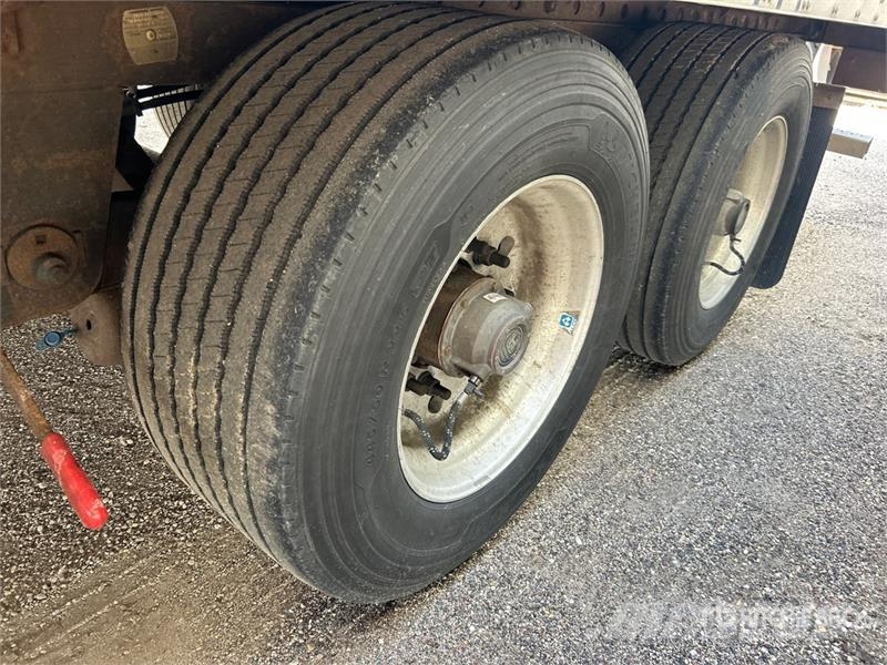 Utility VS2DX 53 ft x 102 in T/A Van Trailer Sanduk prikolice