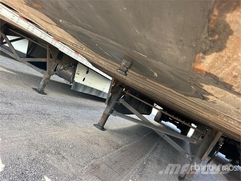 Utility VS2DX 53 ft x 102 in T/A Van Trailer 箱體拖車